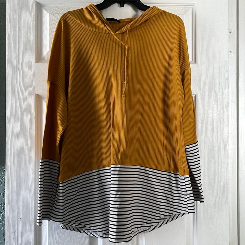 SHEIN lightweight sweater type tunic hoodie. Size 2xl